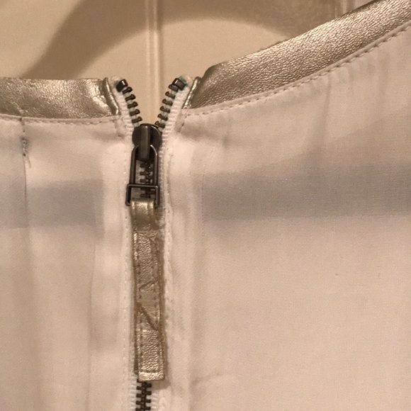 Trouvé white top. - Picture 5 of 7